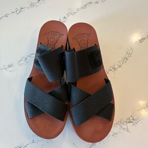 Fly London Shoes (Size 37)